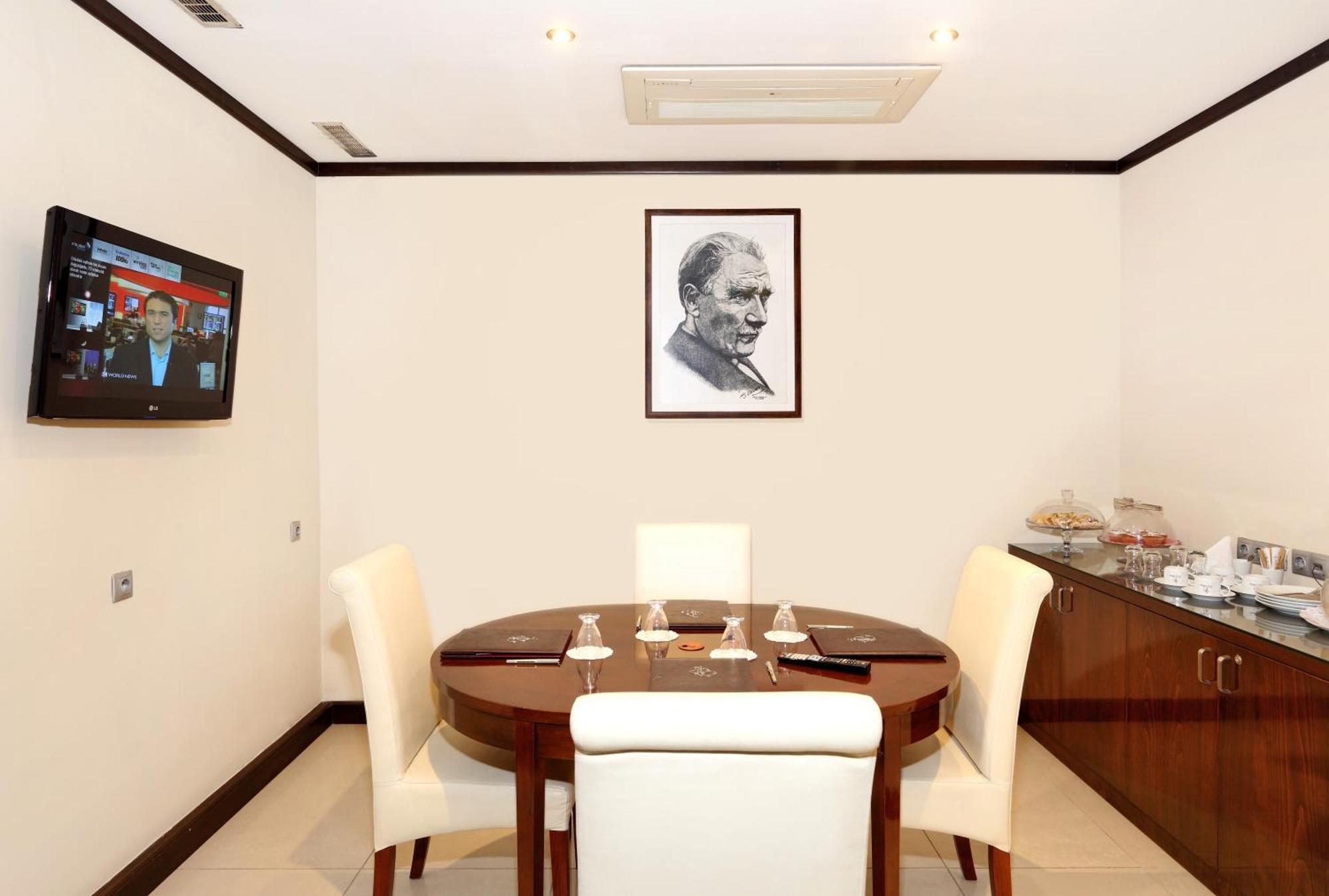 Izmir Palas Hotel Ngoại thất bức ảnh